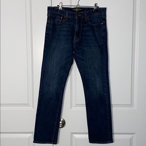 Lucky Brand 410 athletic fit jeans  32 X 30